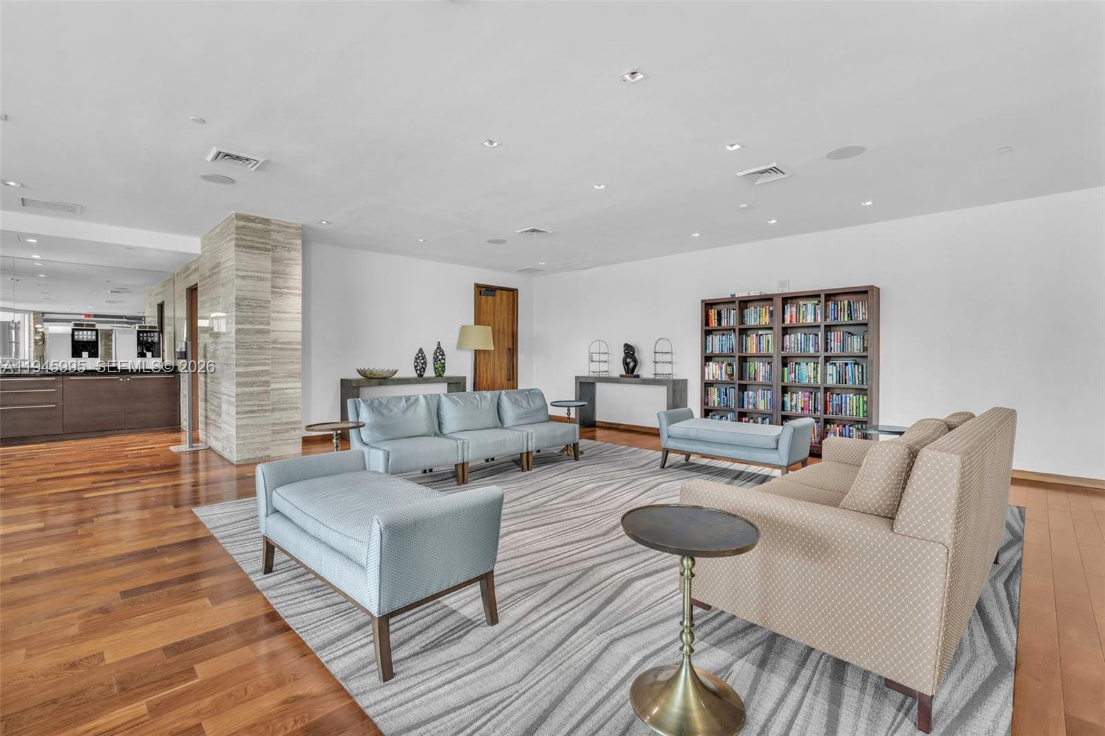 LAS OLAS BEACH CLUB CONDO - Residential