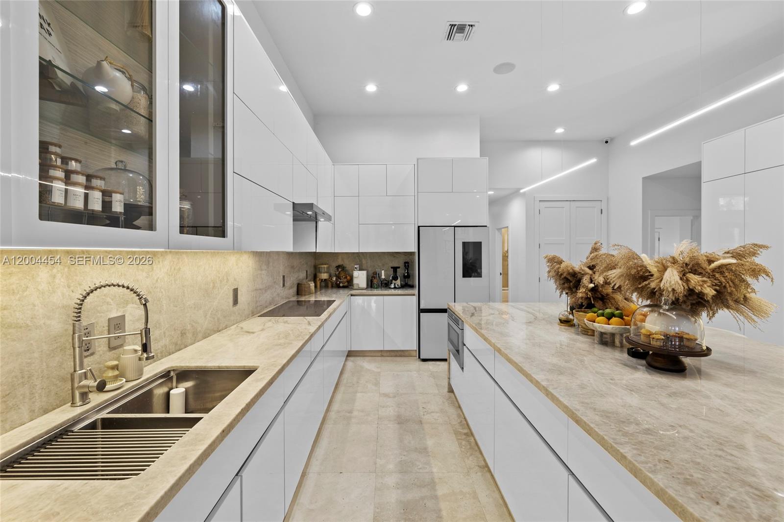 PLANTATION ACRES ESTATES - Residential