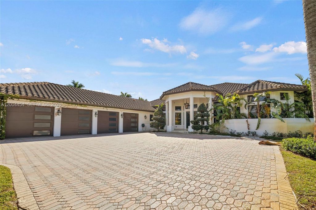 Photo of 12000 NW 11th St, Plantation, FL 33323 (MLS # A12004454)