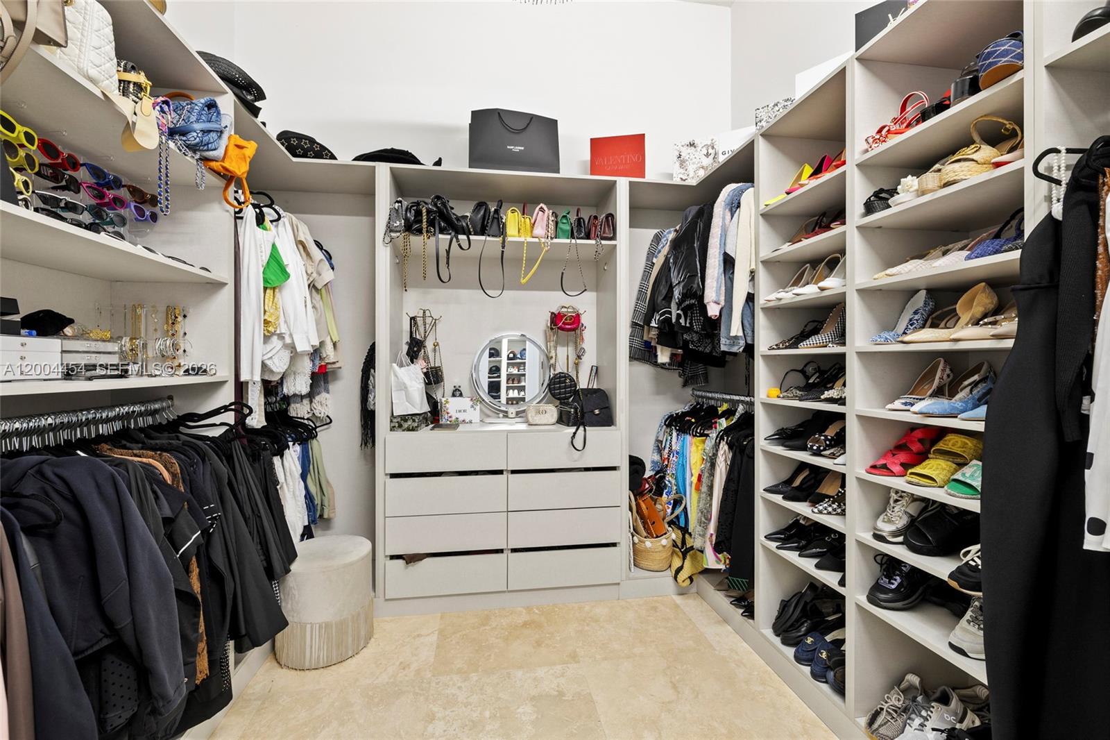 PLANTATION ACRES ESTATES - Residential