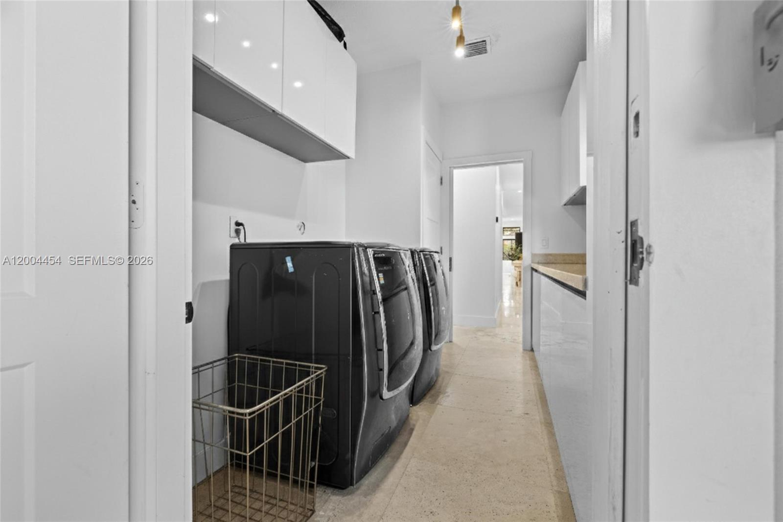 PLANTATION ACRES ESTATES - Residential