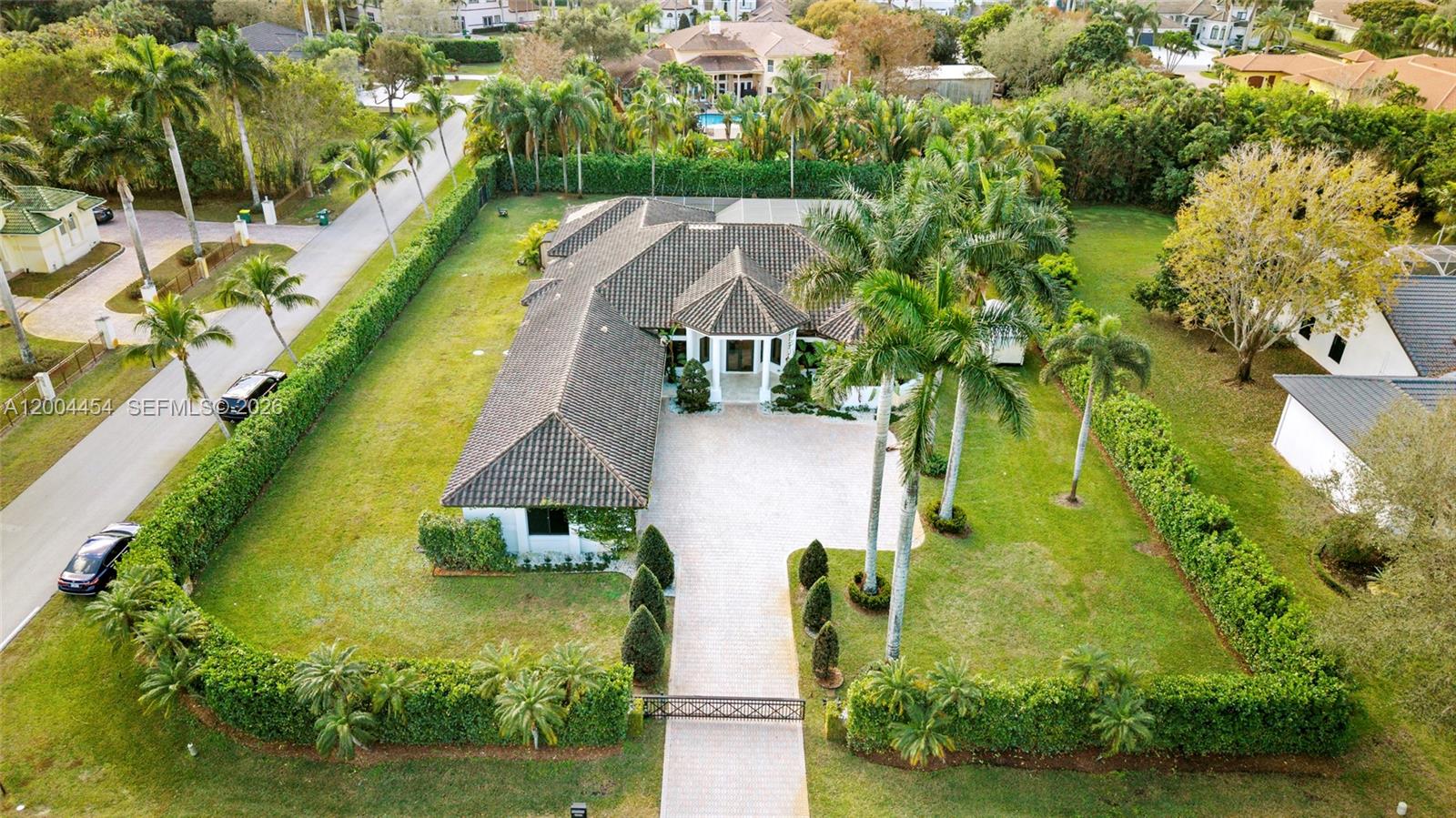 PLANTATION ACRES ESTATES - Residential