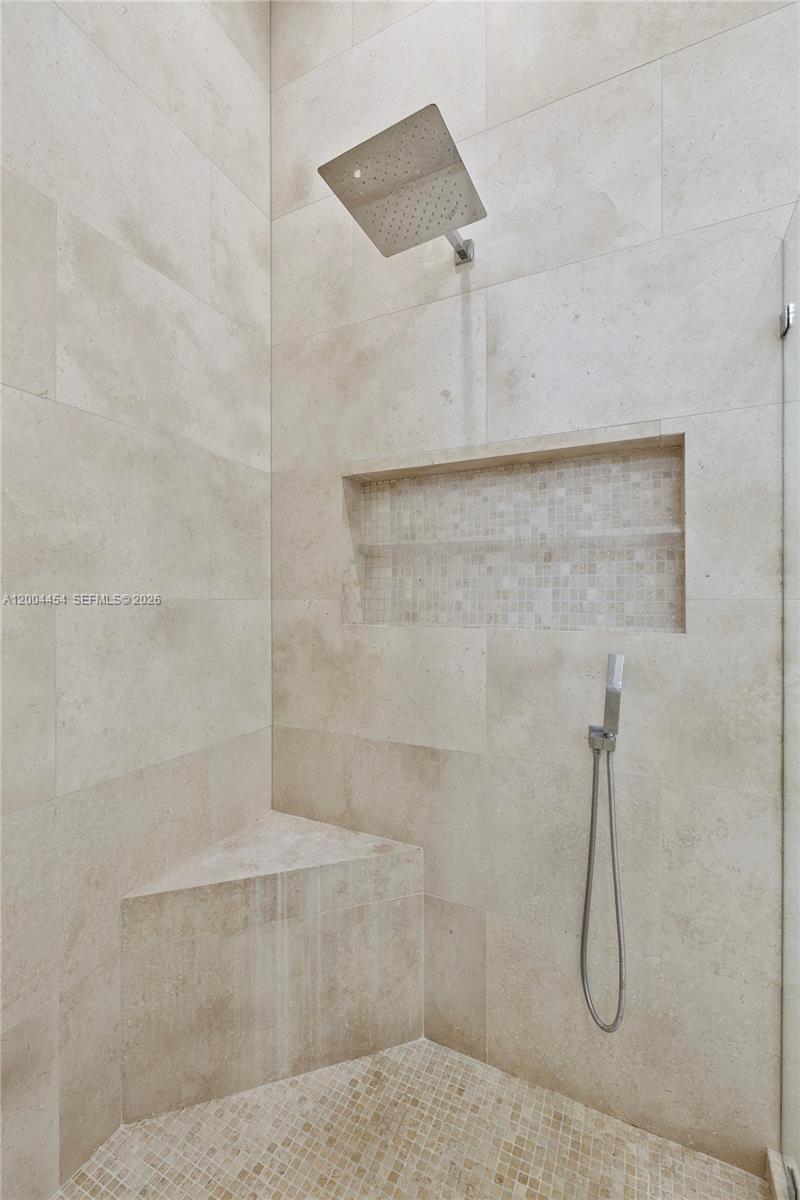 PLANTATION ACRES ESTATES - Residential