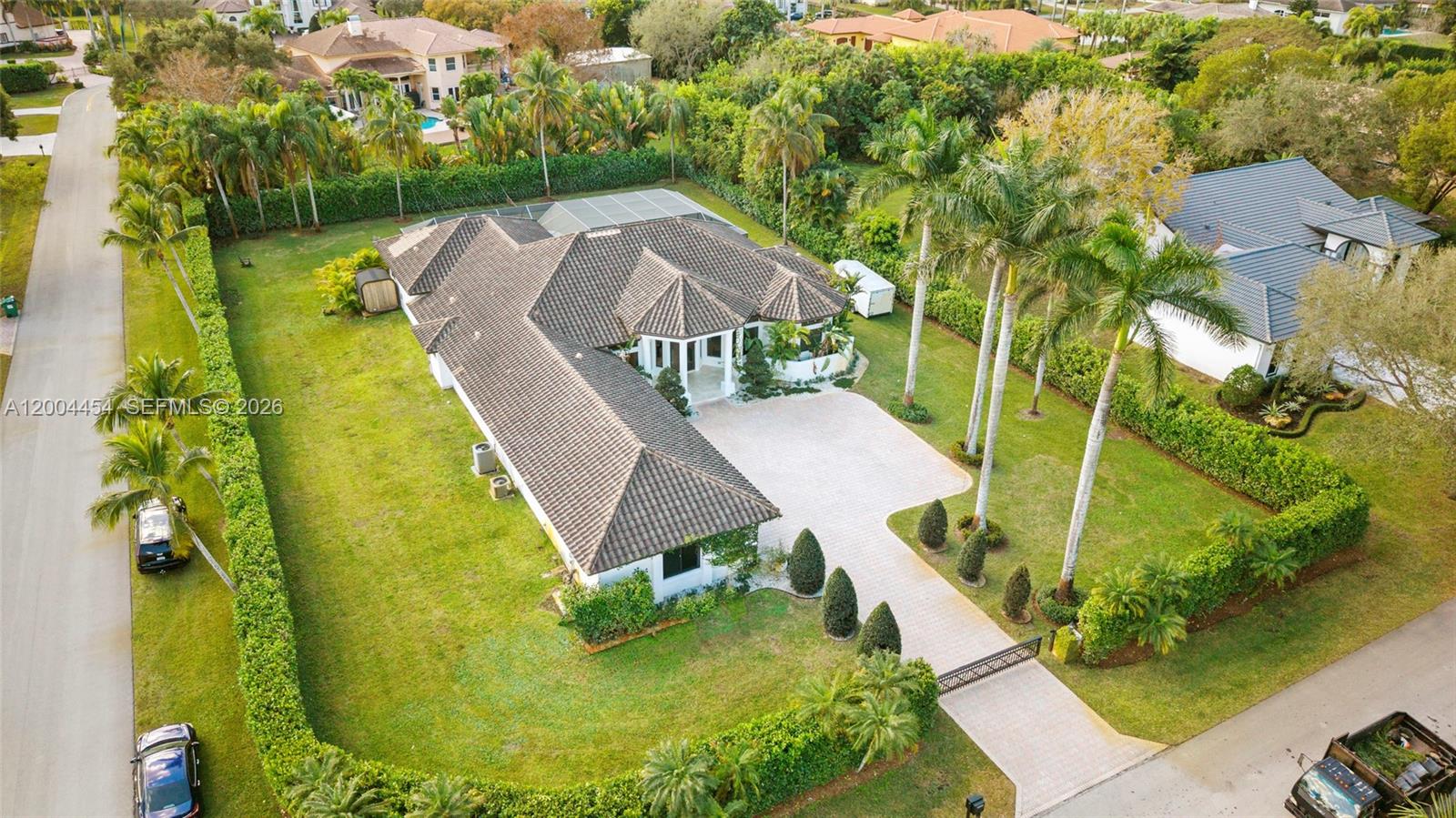 PLANTATION ACRES ESTATES - Residential