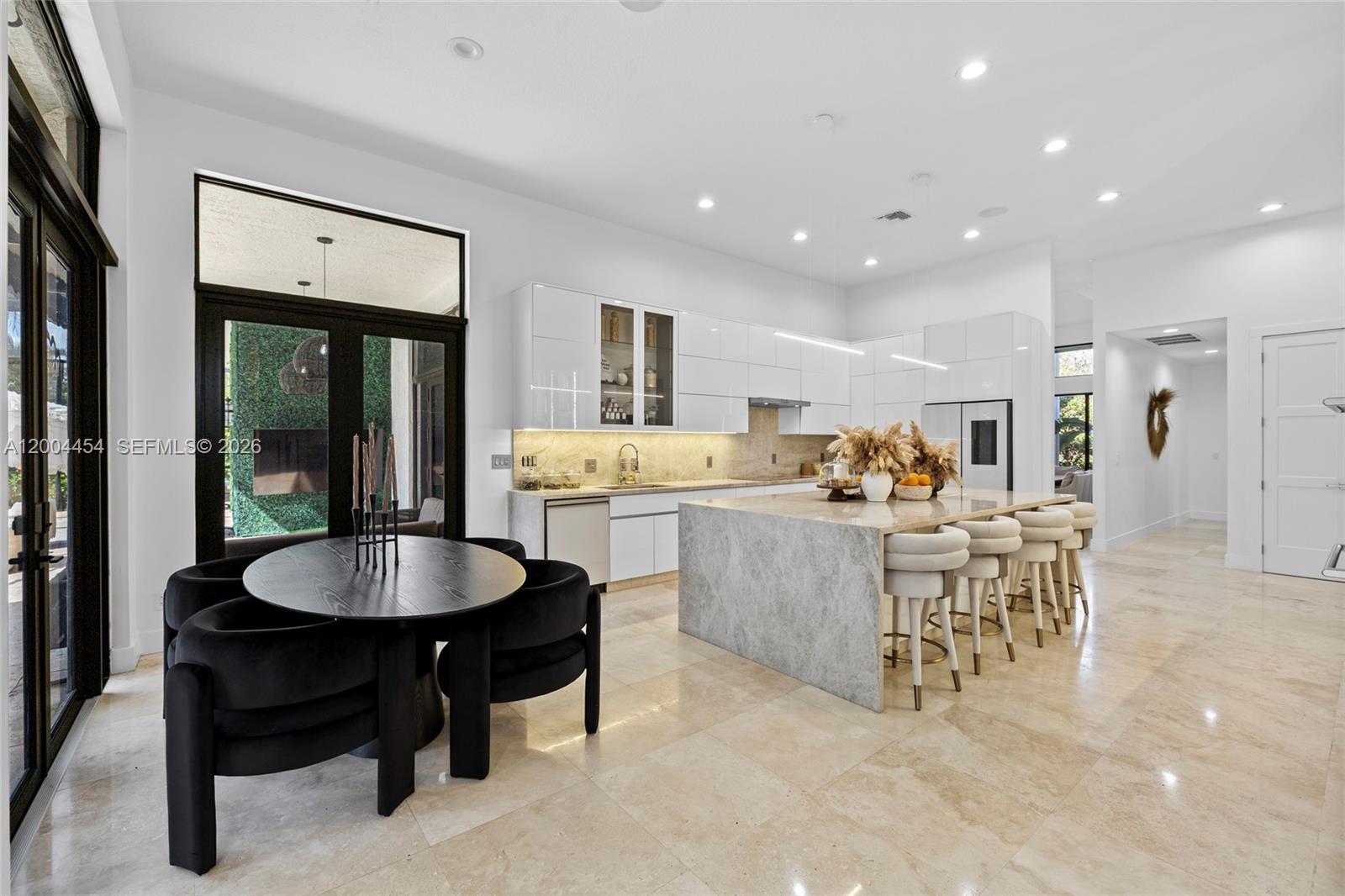 PLANTATION ACRES ESTATES - Residential