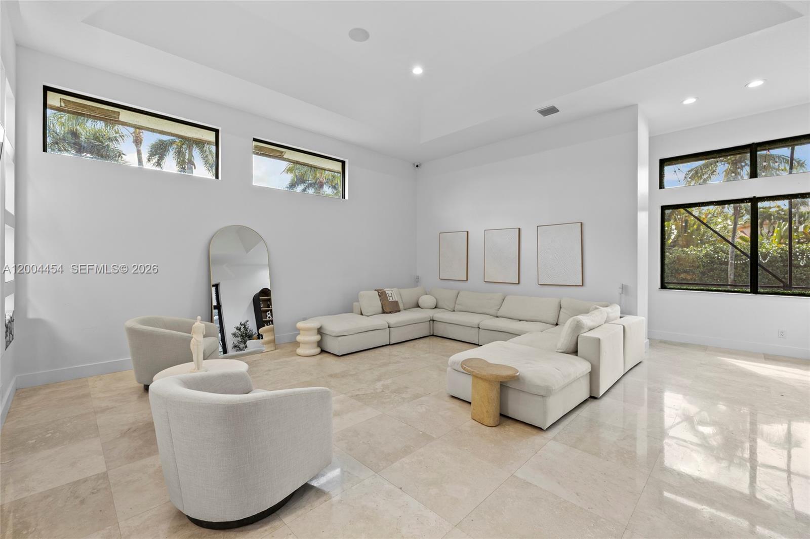 PLANTATION ACRES ESTATES - Residential