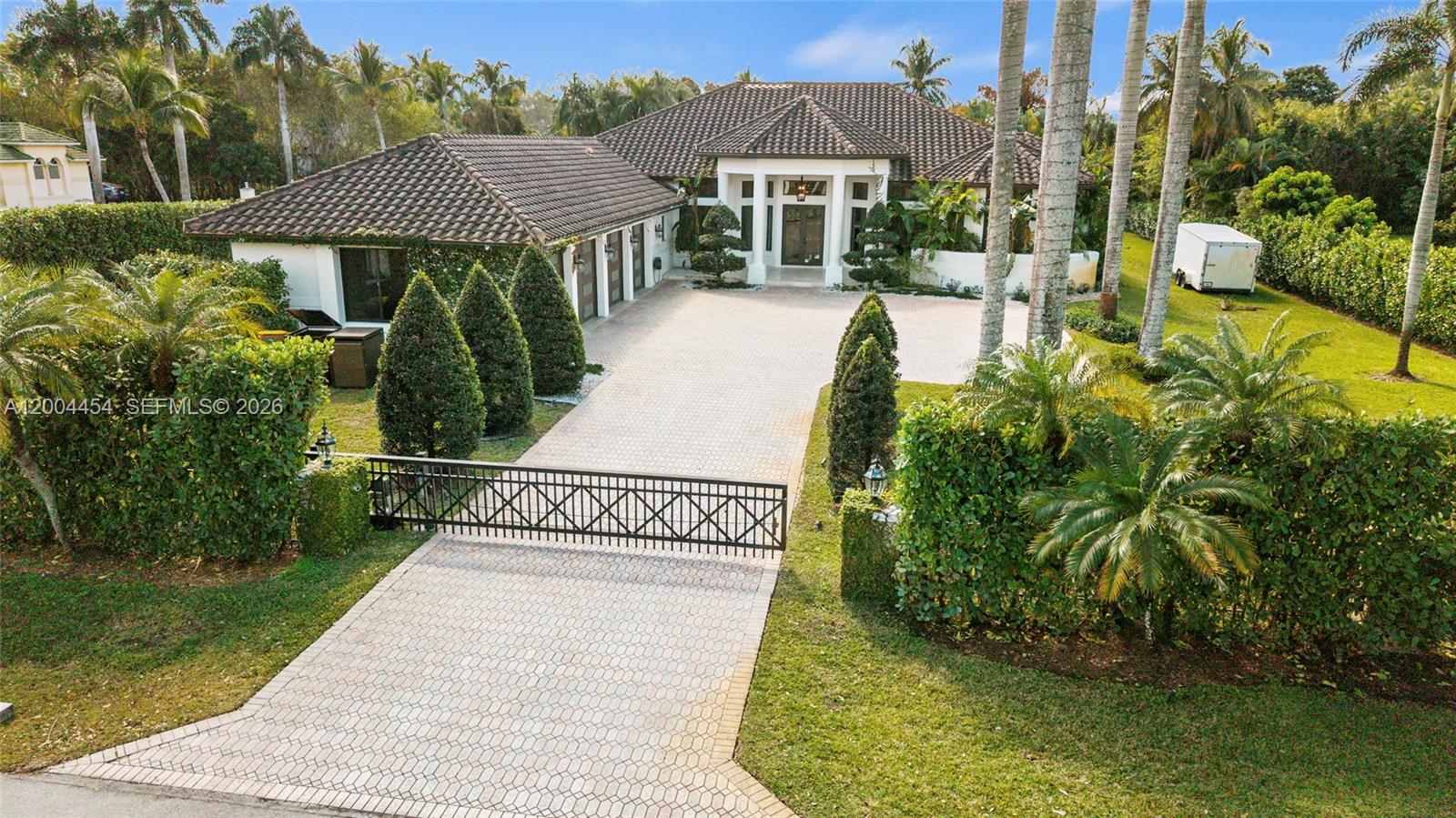 PLANTATION ACRES ESTATES - Residential