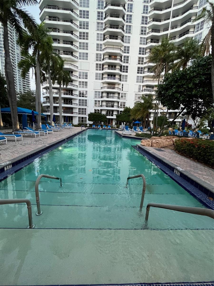 3600 Mystic Pointe Dr 1010, Aventura, Miami-Dade County, Florida - 2 Bedrooms  
2 Bathrooms - 