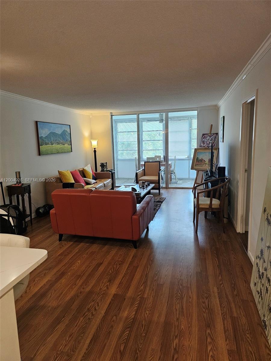 CYPRESS CHASE CONDO NO 1 - Residential