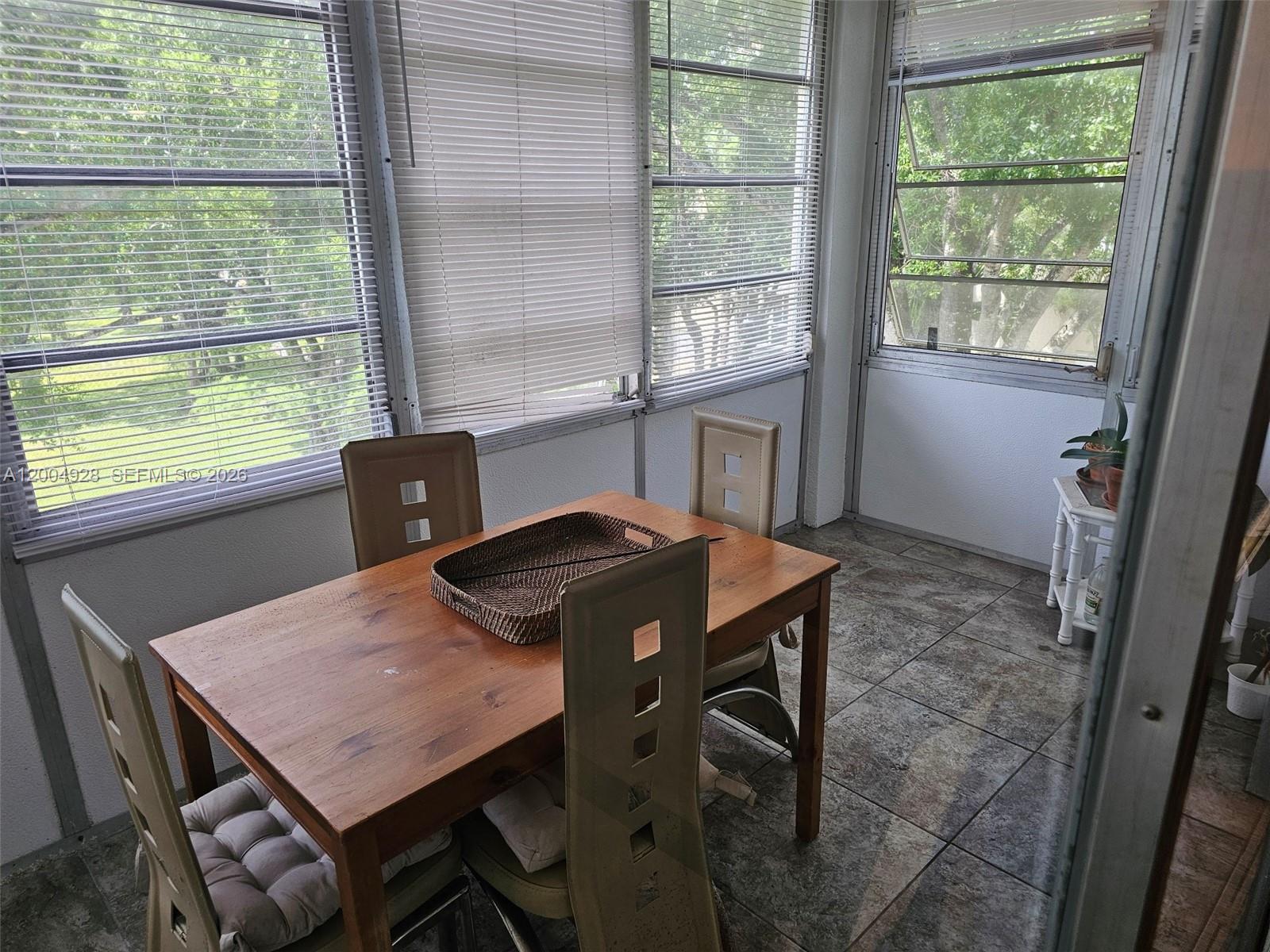 CYPRESS CHASE CONDO NO 1 - Residential