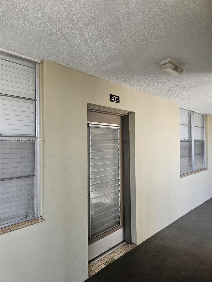 CYPRESS CHASE CONDO NO 1 - Residential