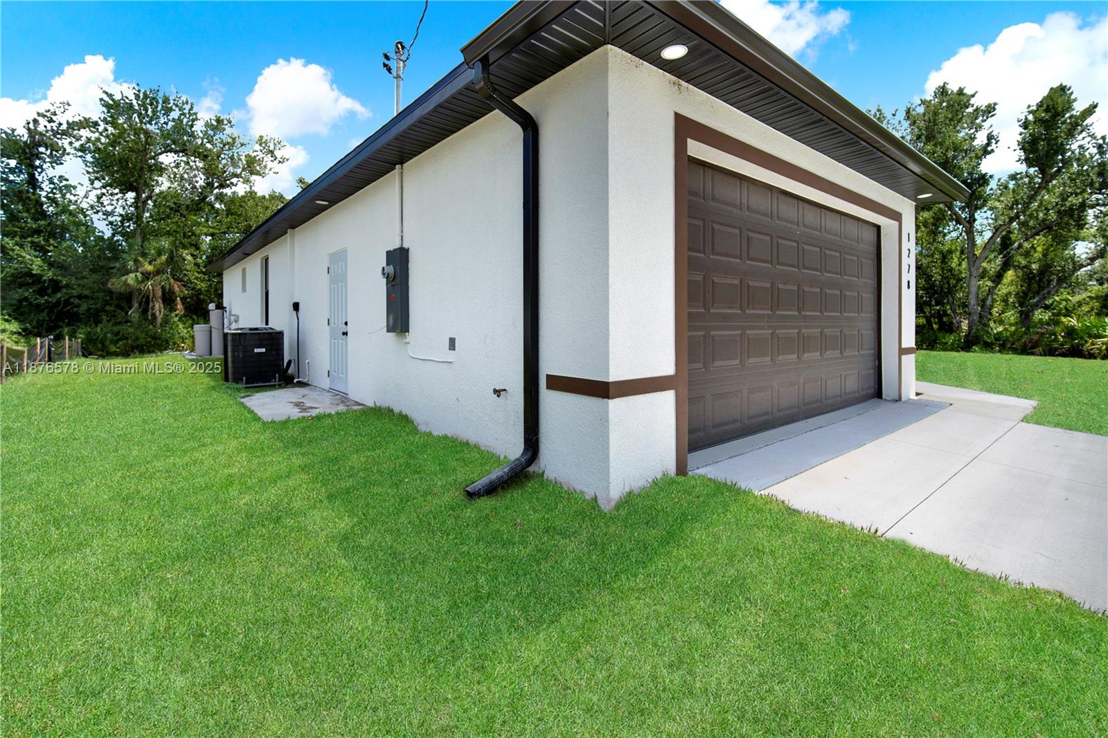 PORT CHARLOTTE - Residential