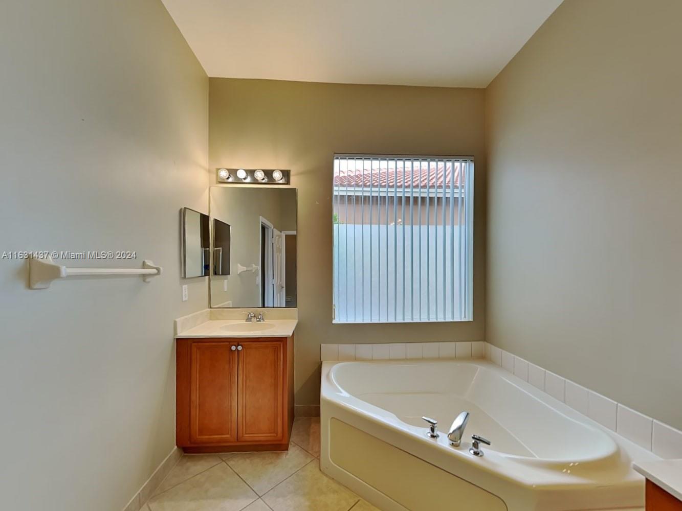 ISLES AT WESTON - Residential Lease