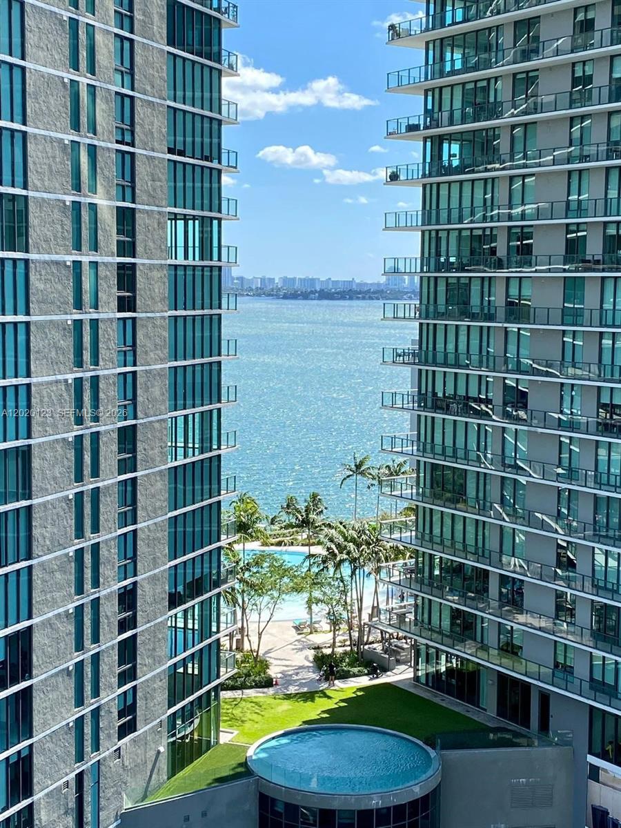 501 NE 31st St 1201