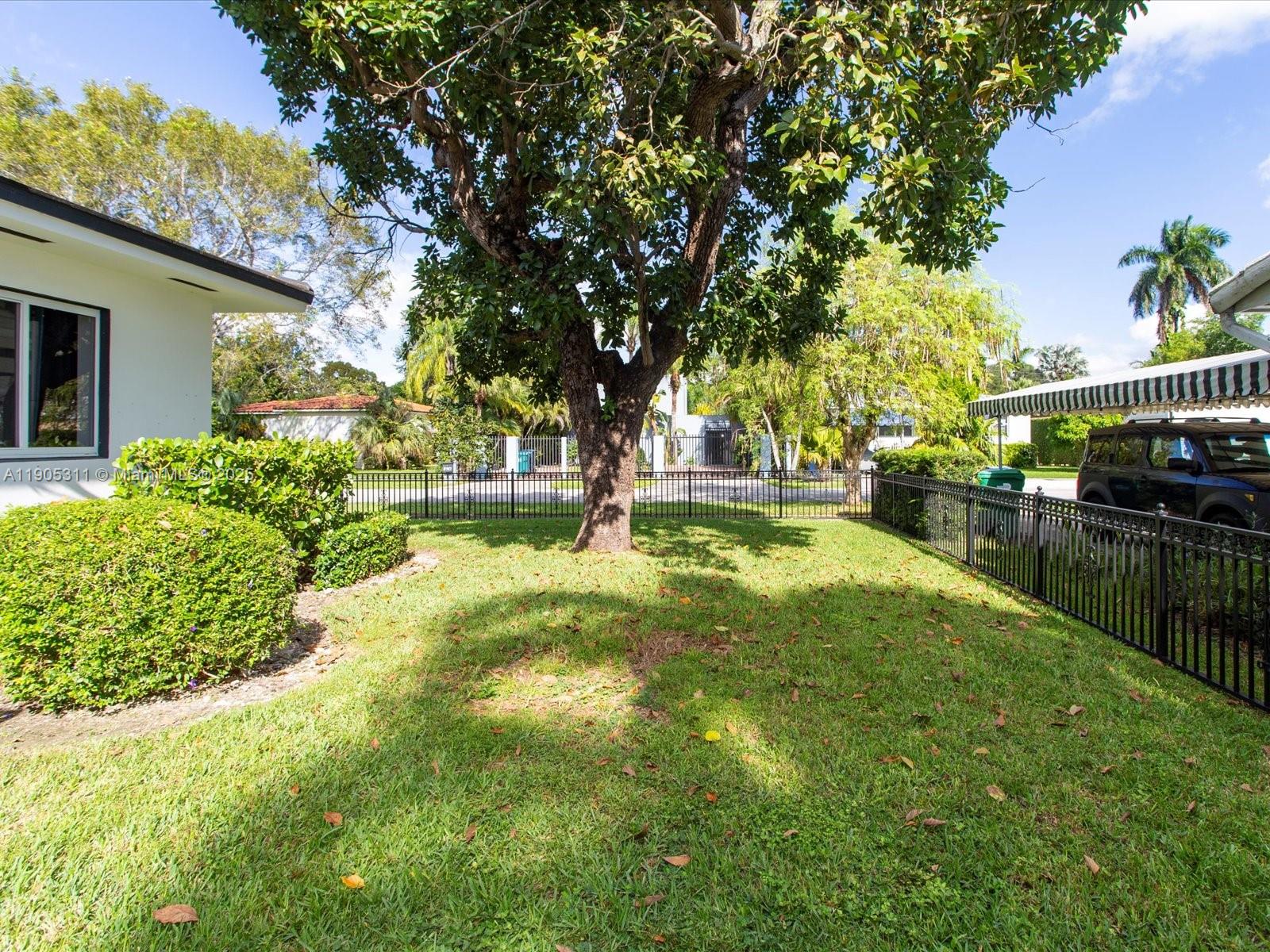 RIVIERA PARK - Residential