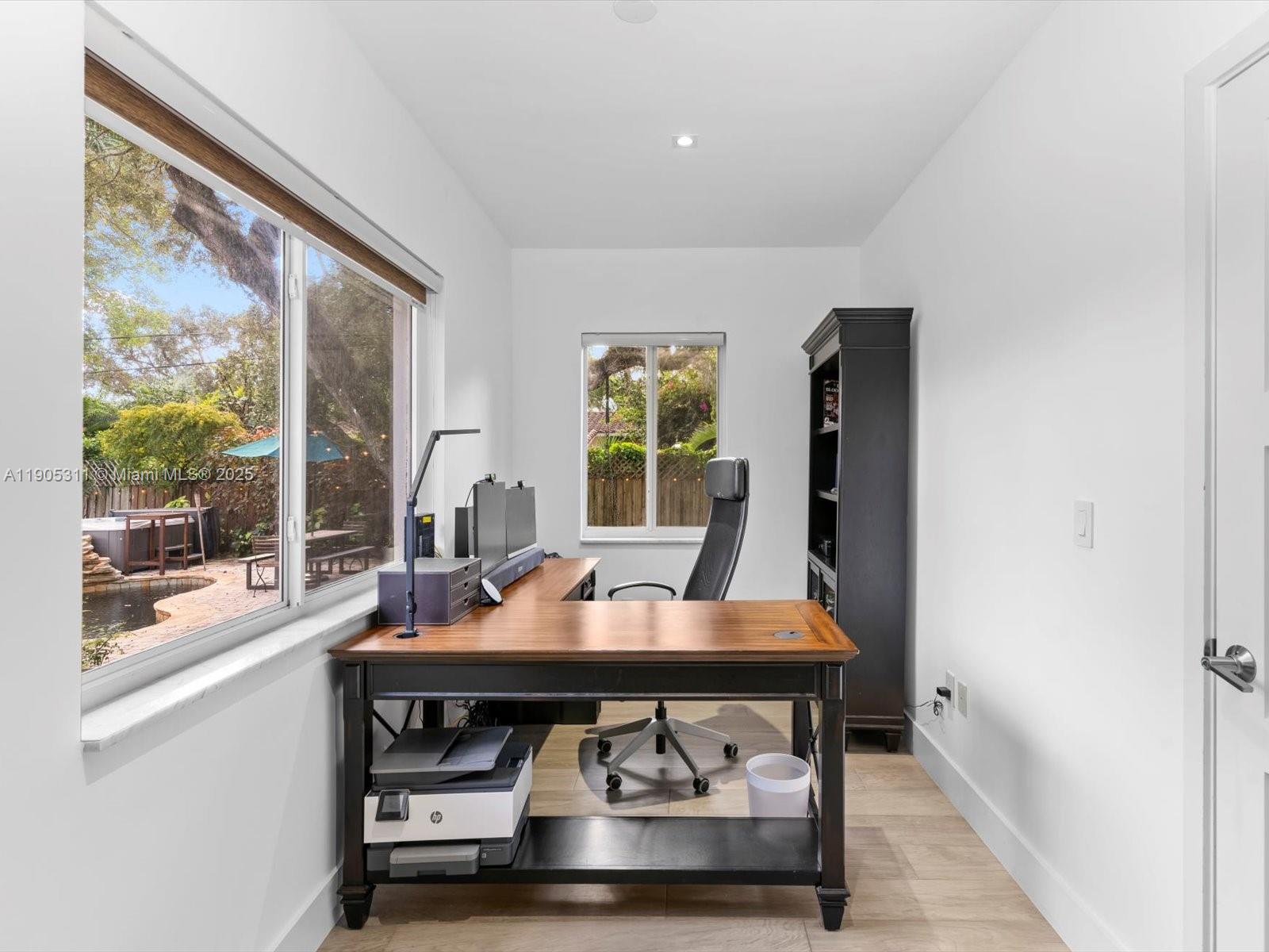 RIVIERA PARK - Residential