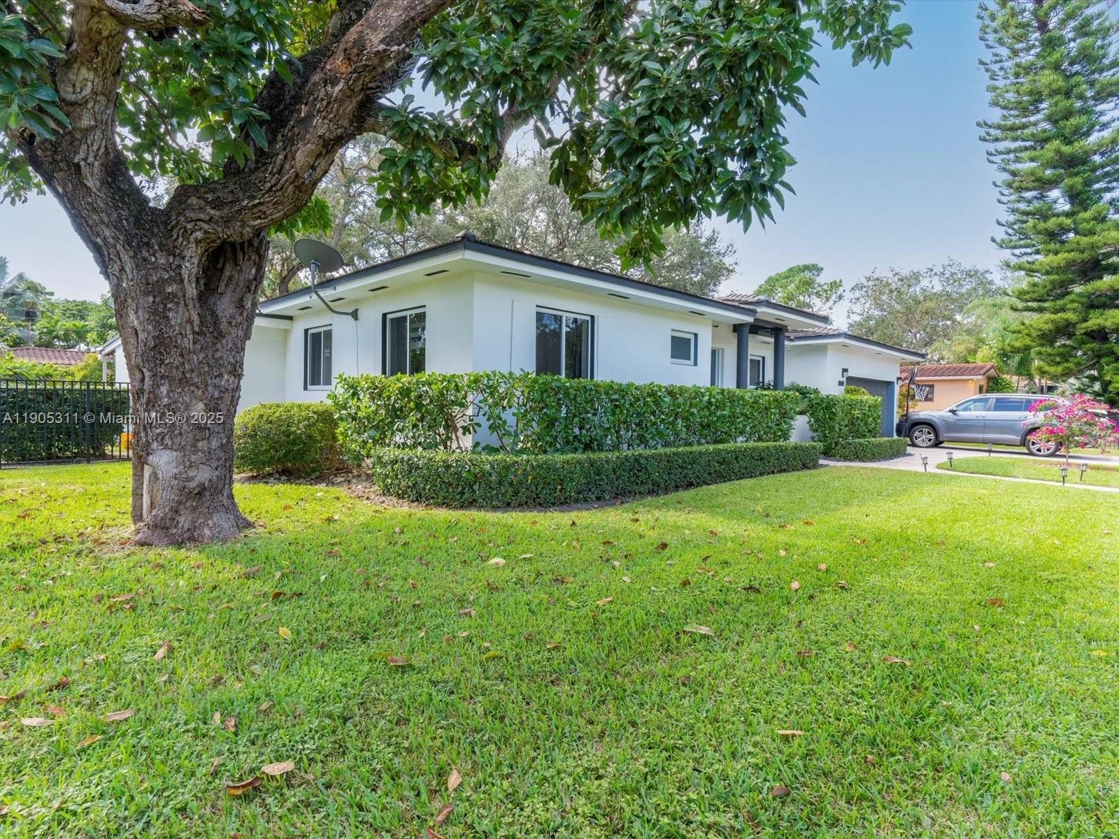 RIVIERA PARK - Residential