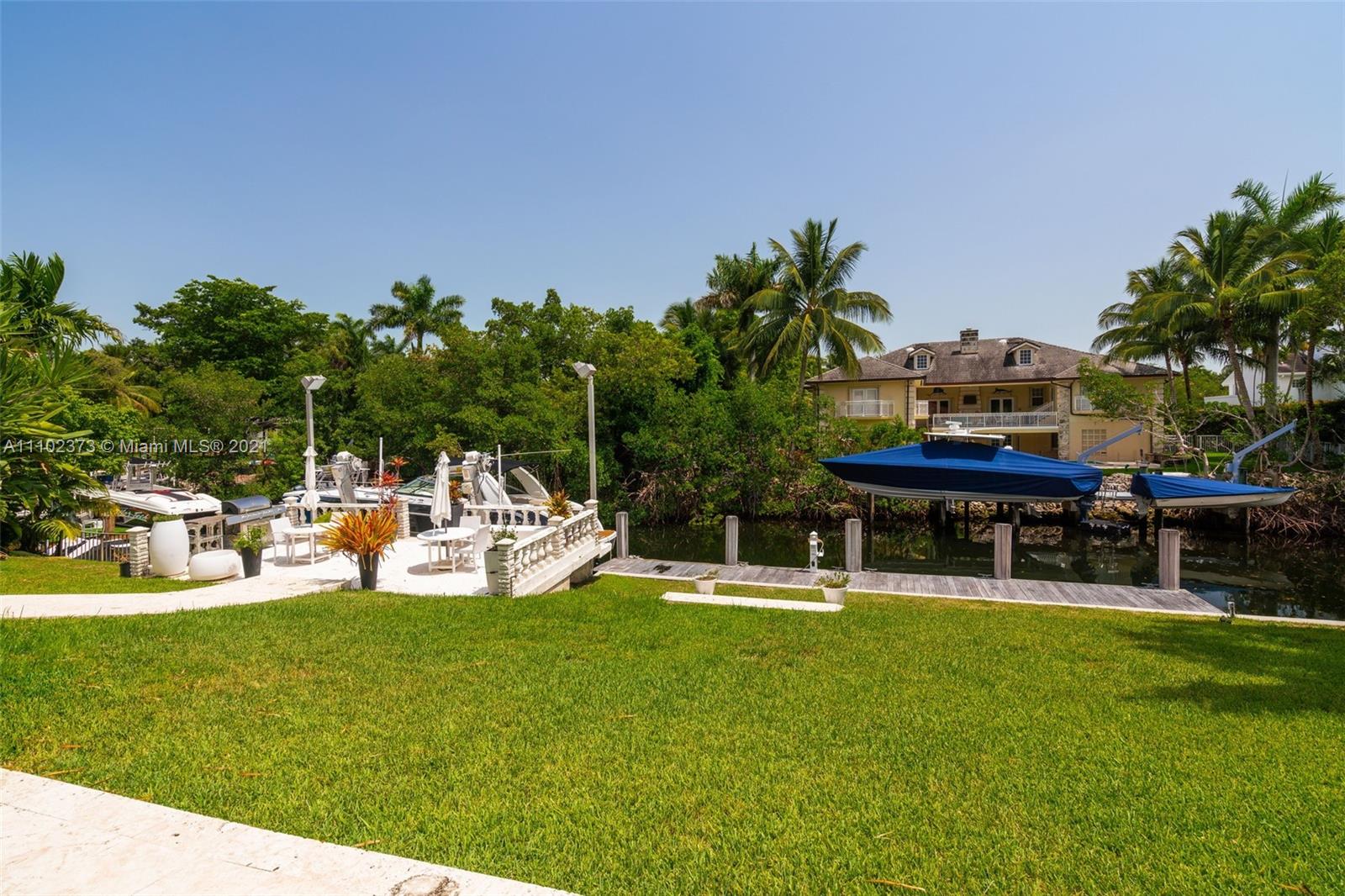 COCOPLUM SEC 1 - Residential