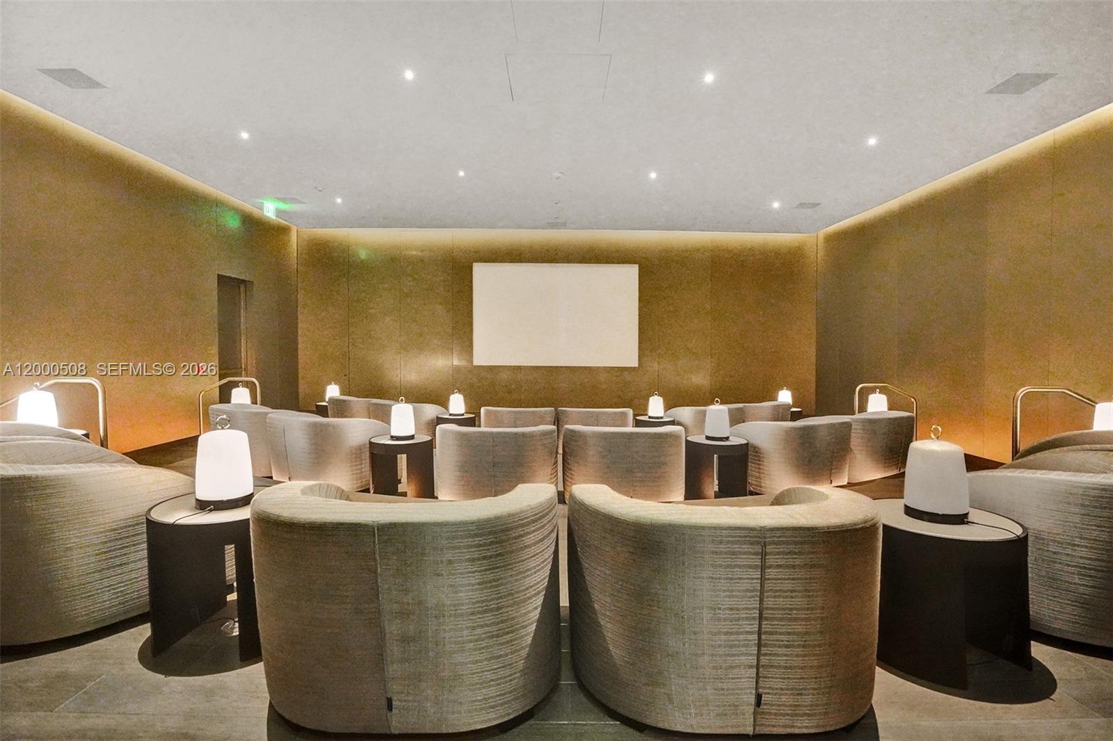 ARMANI CASA - Residential