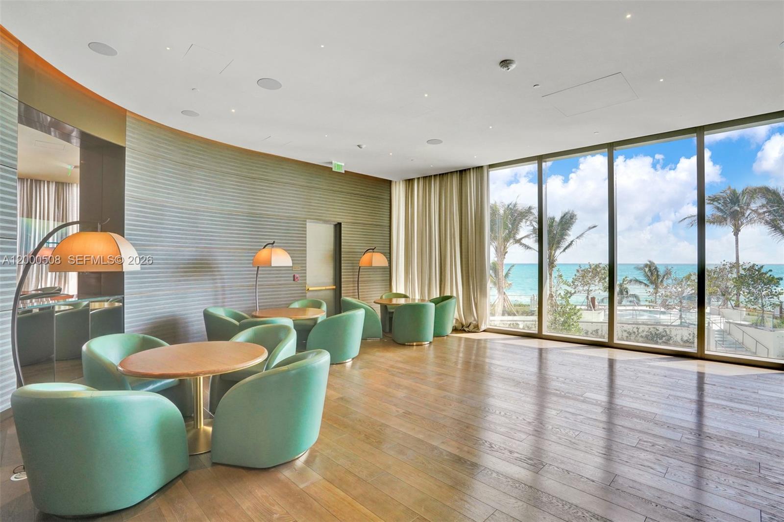 ARMANI CASA - Residential