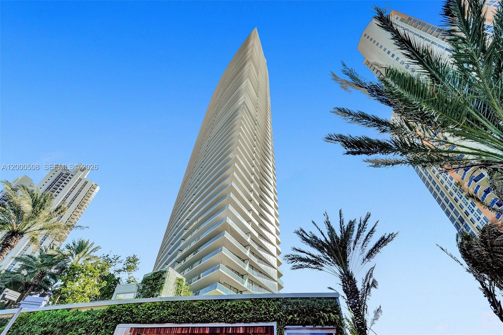 ARMANI CASA - Residential