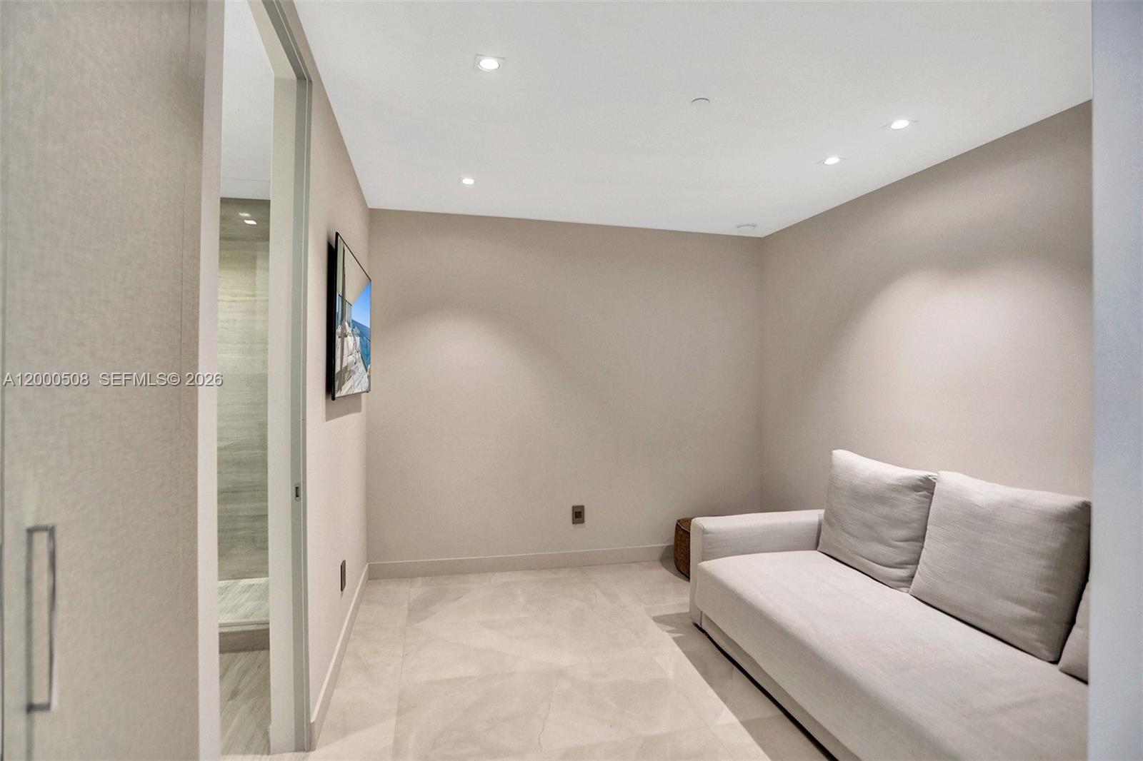 ARMANI CASA - Residential