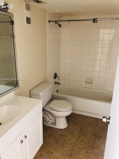 WINDWARD LAKES CONDO - Residential Lease