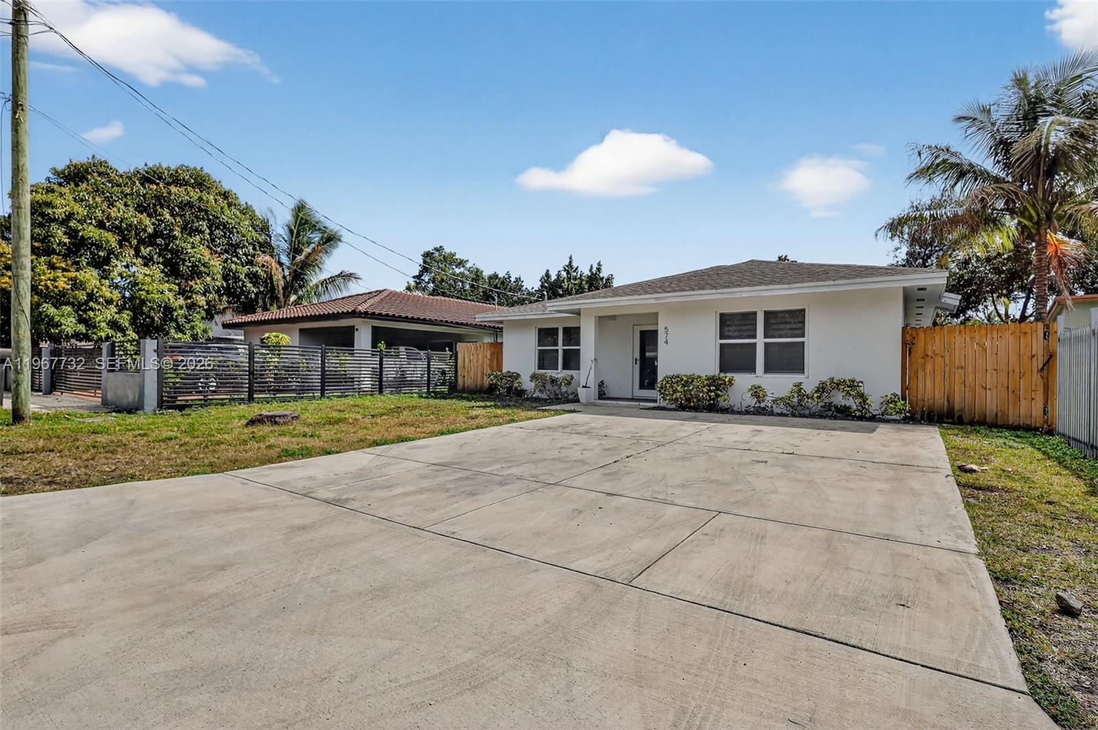 1ST ADDN TO PINEWOOD PARK - Residential