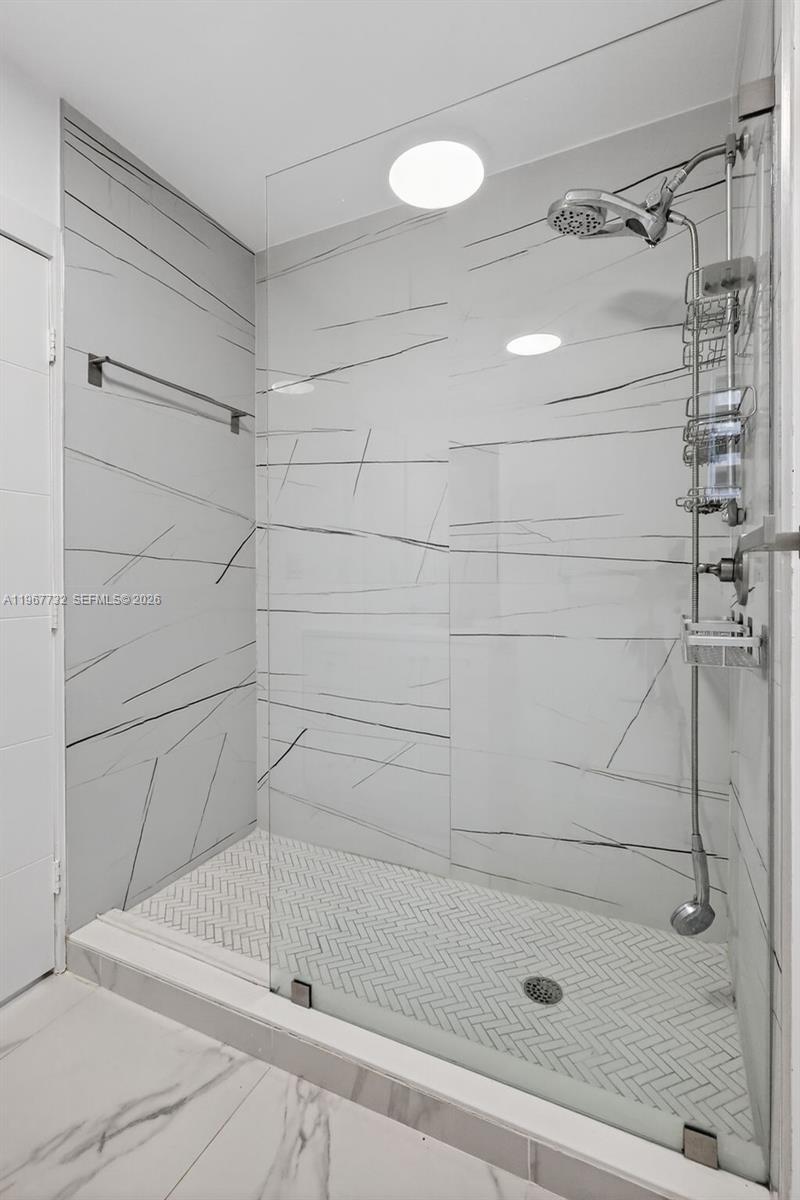 1ST ADDN TO PINEWOOD PARK - Residential