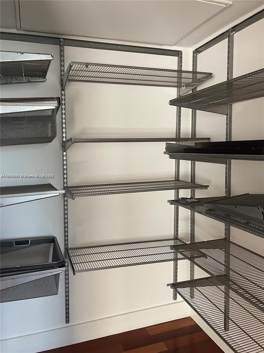 THE VANDERBILT CONDO - Residential Lease