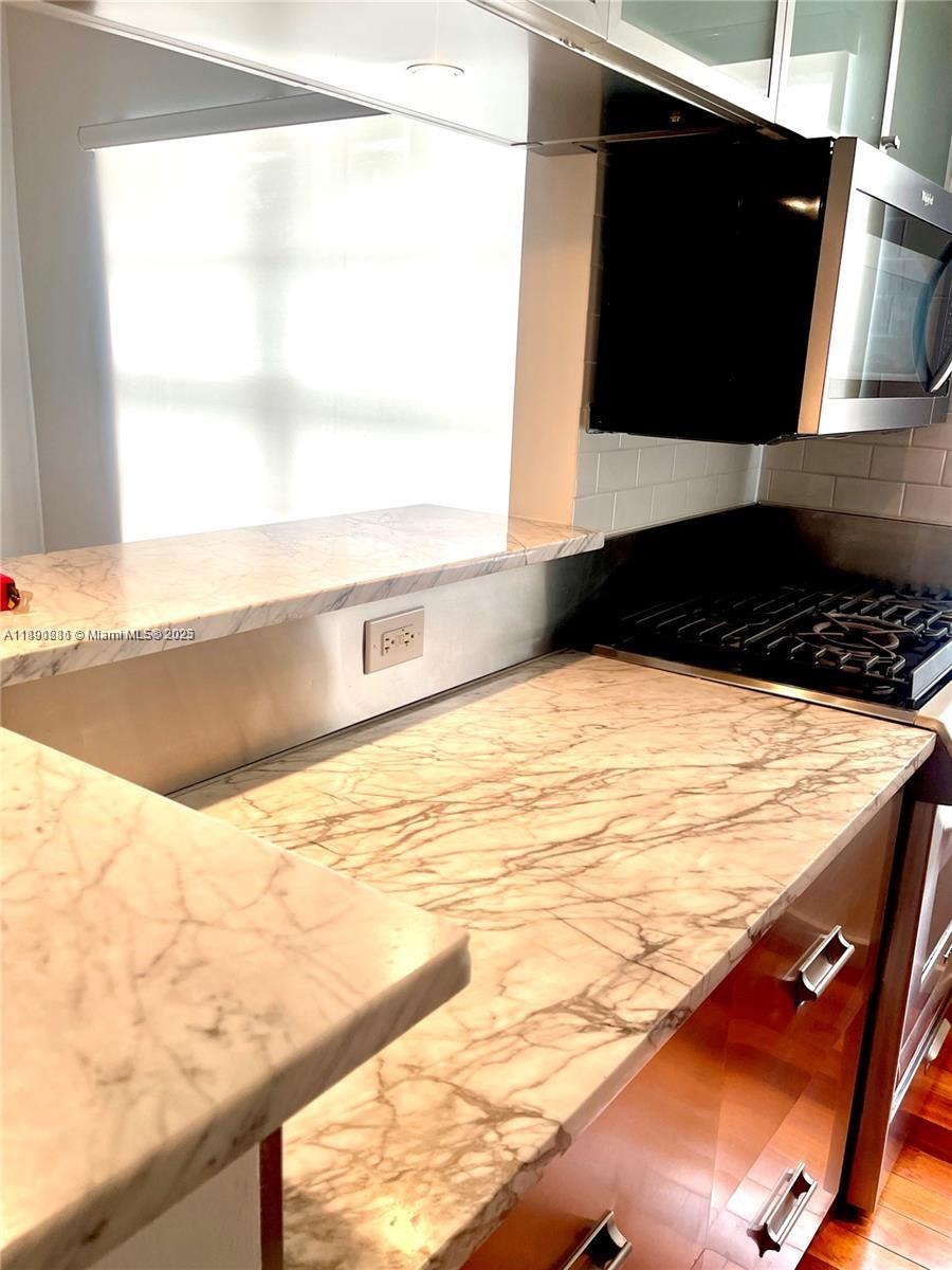 THE VANDERBILT CONDO - Residential Lease