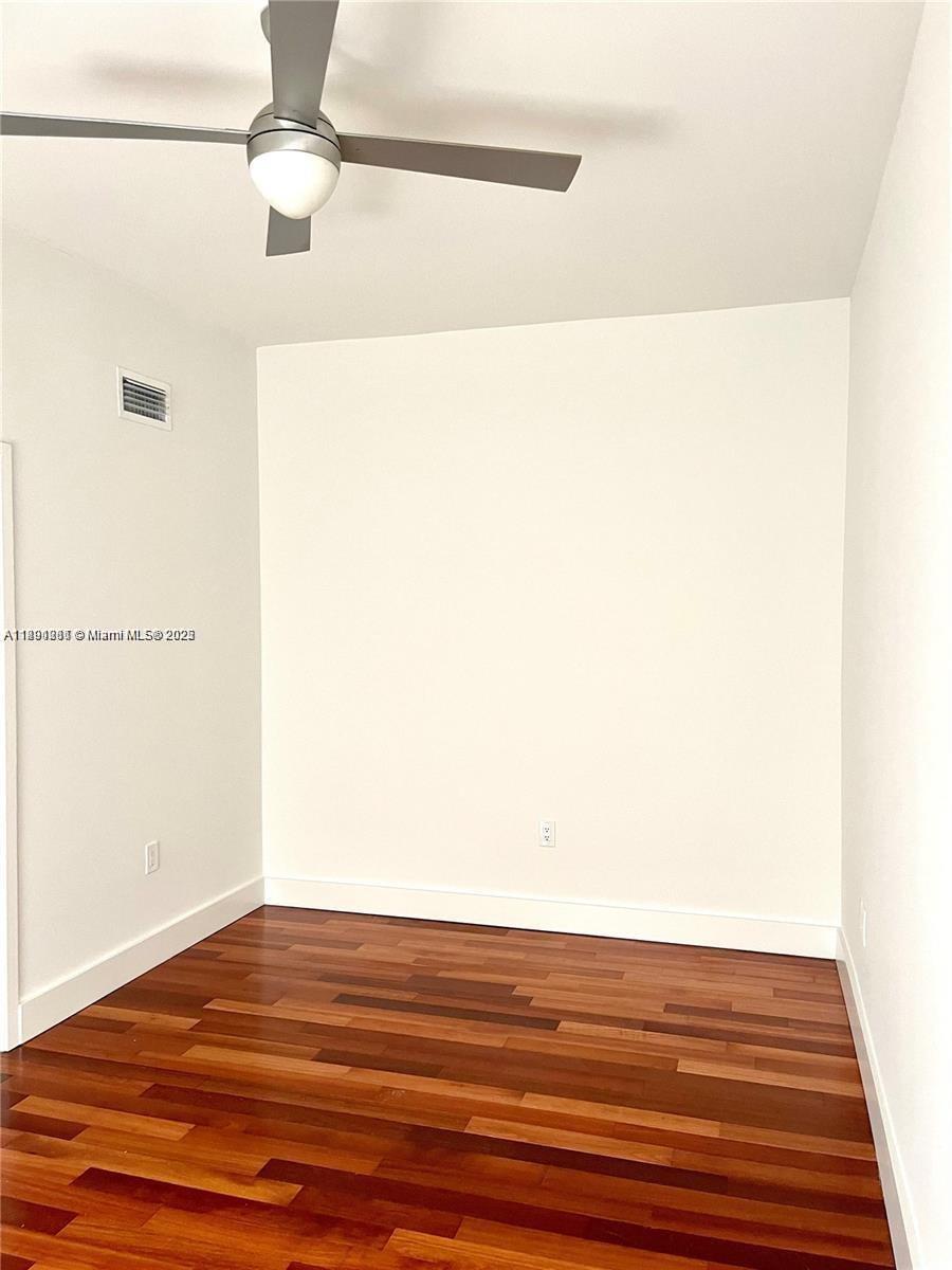 THE VANDERBILT CONDO - Residential Lease