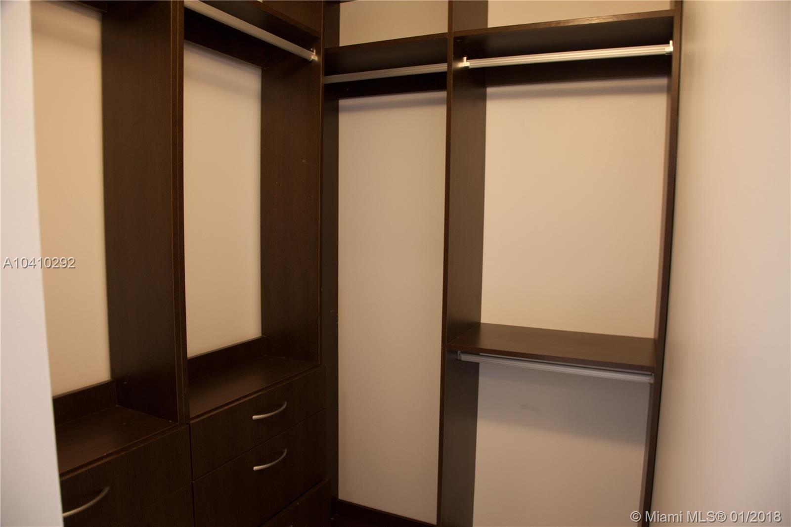 COCO IBIZA VILLAS CONDO - Residential Lease