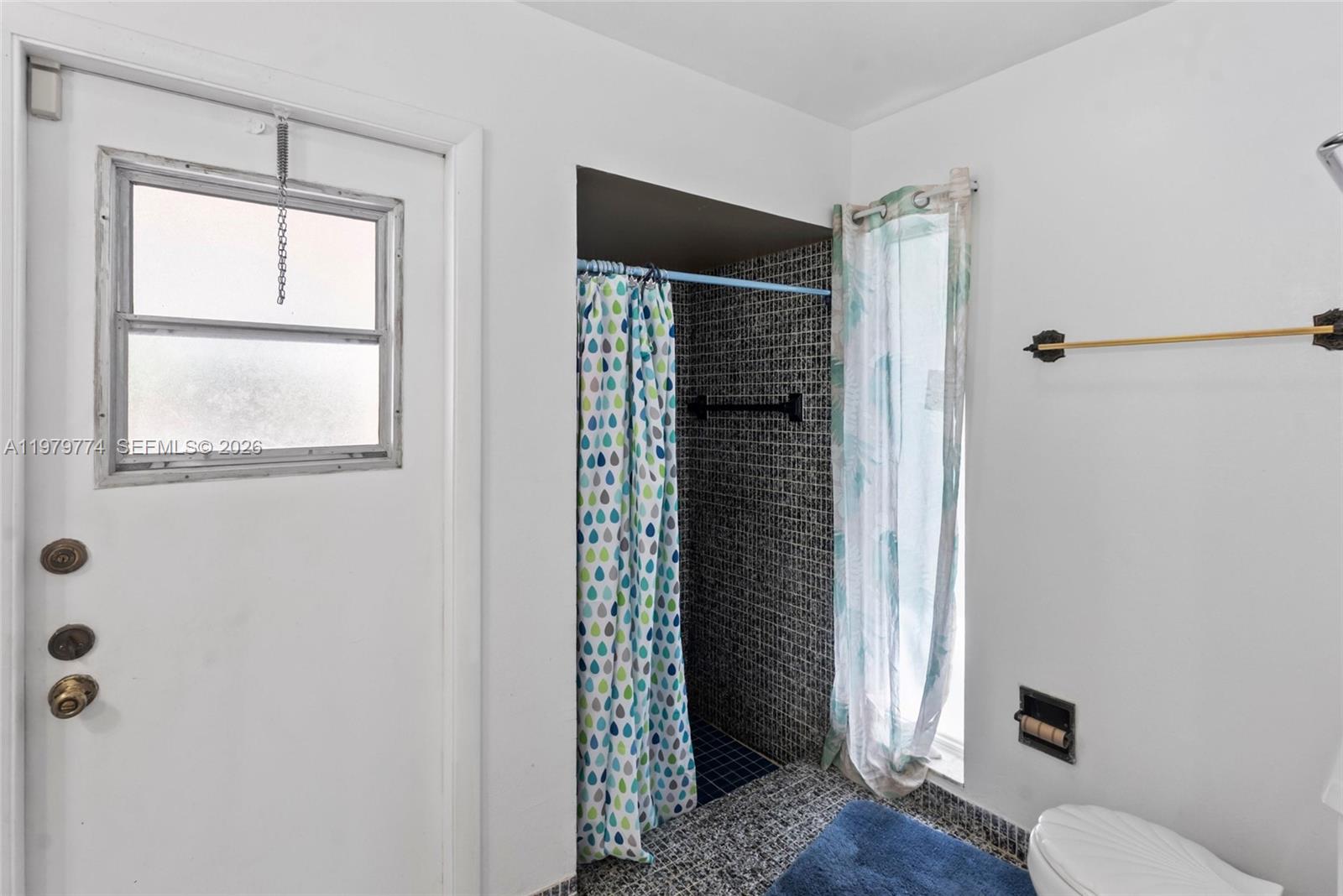 ARROWHEAD GOLF & TENNIS C - Residential