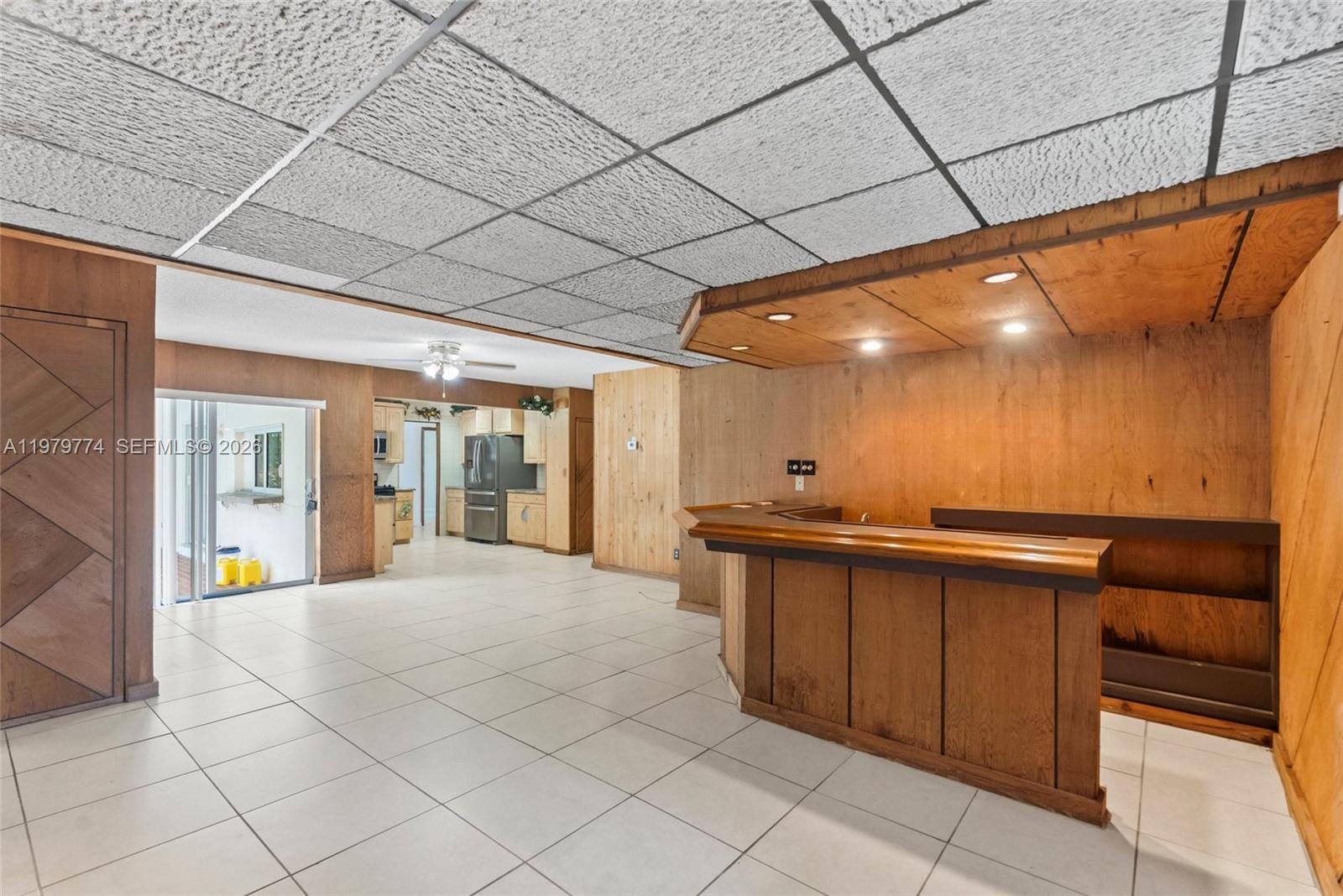 ARROWHEAD GOLF & TENNIS C - Residential