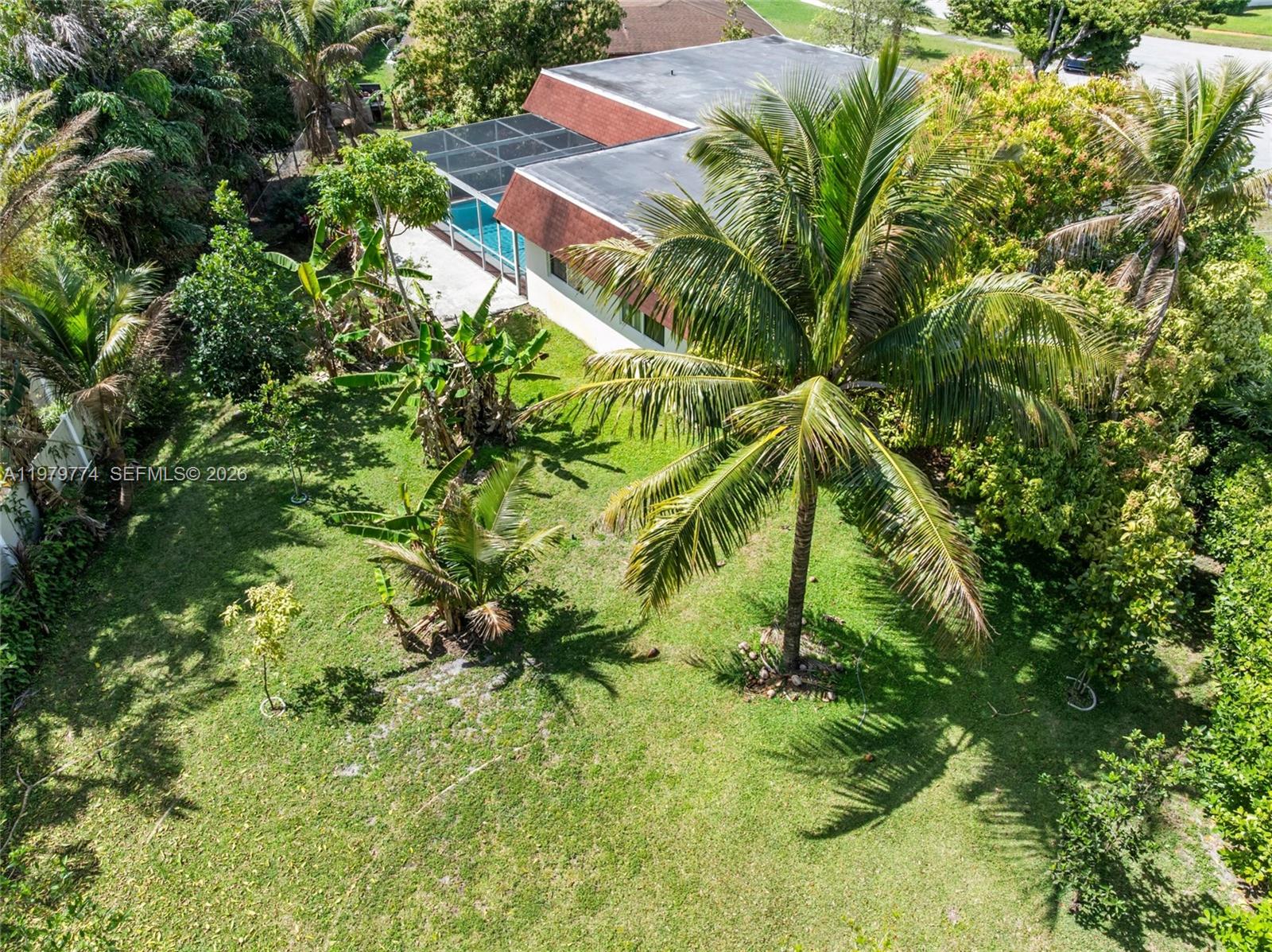 ARROWHEAD GOLF & TENNIS C - Residential