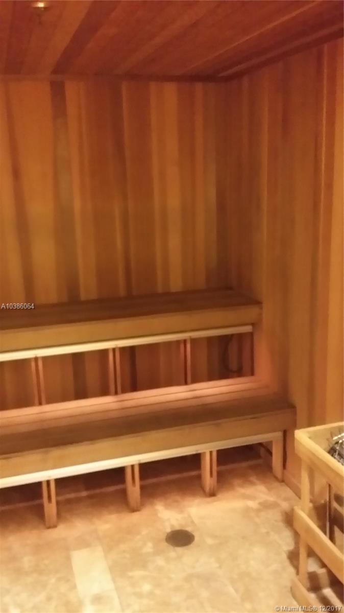 1060 BRICKELL CONDO - Residential Lease