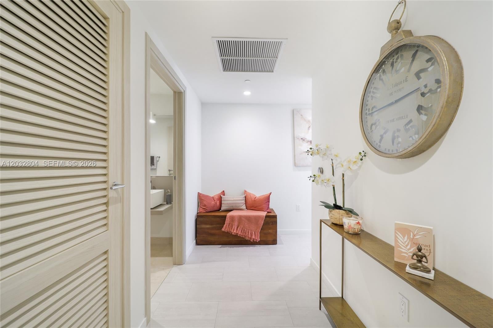 1000 Brickell Plz 4401