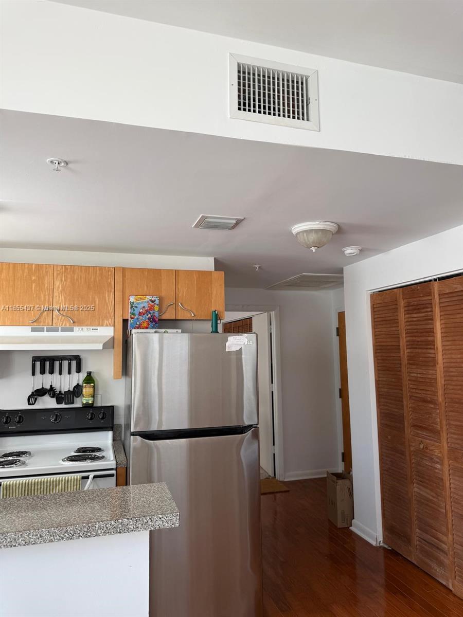 THE RUSKIN CONDO - Residential