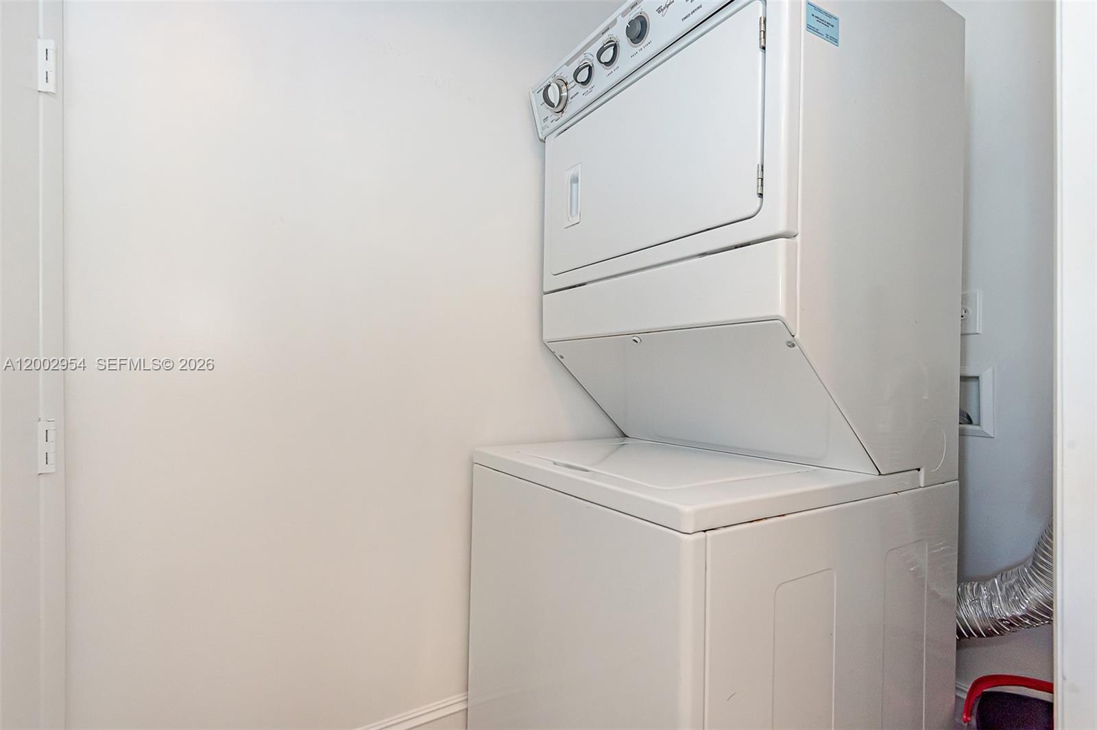 TDR TOWER II CONDO - Residential