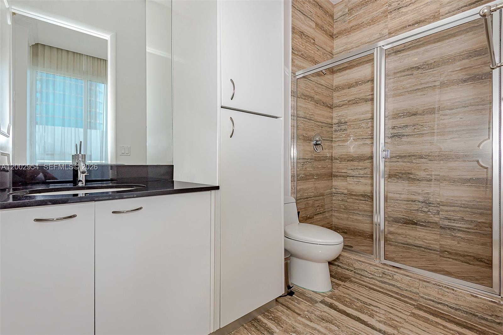 TDR TOWER II CONDO - Residential