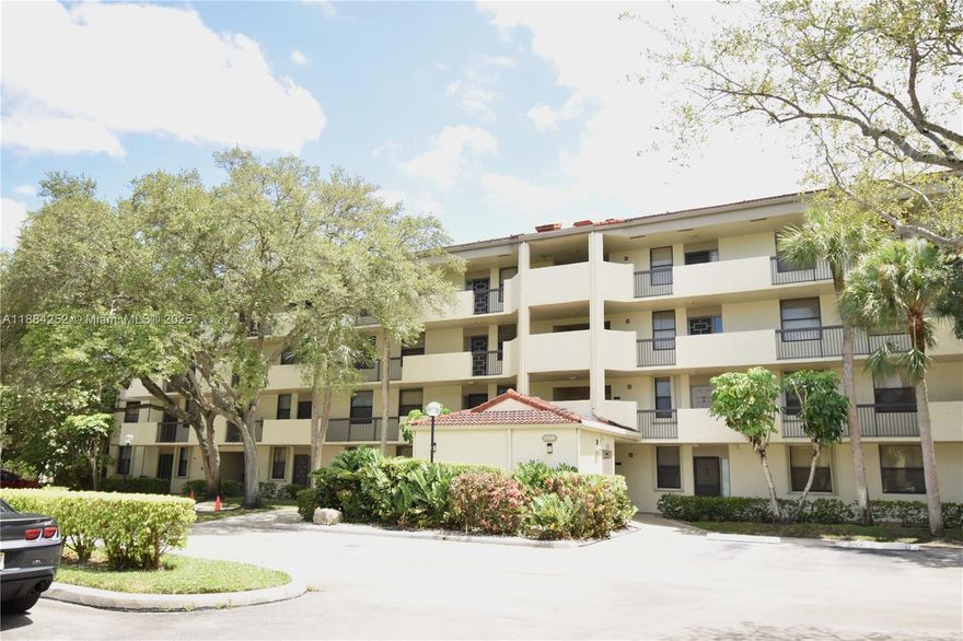 Large and spacious 2 bedroom 2 bathroom condo offers a spacious living room with 2 oversized rooms, good size kitchen and full size laundry room.  Development offers an Olympic-size pool, fitness center, tennis courts, theater, and only 5 miles away from shopping and entertainment. Association fees includes cable, water, sewer, trash, insurance, and pest control.