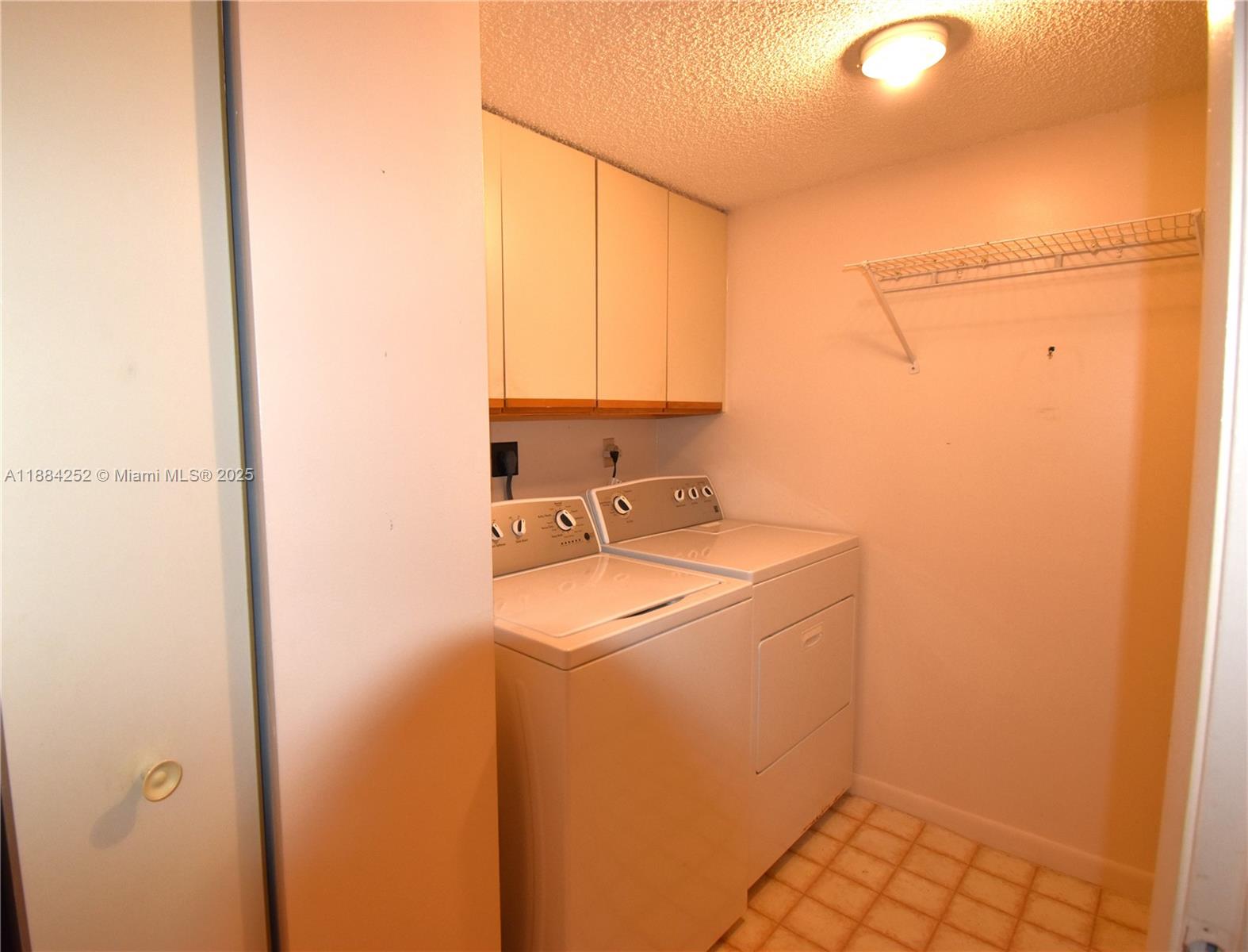 APPLEWOOD VILLAGE IV-B CO - Residential