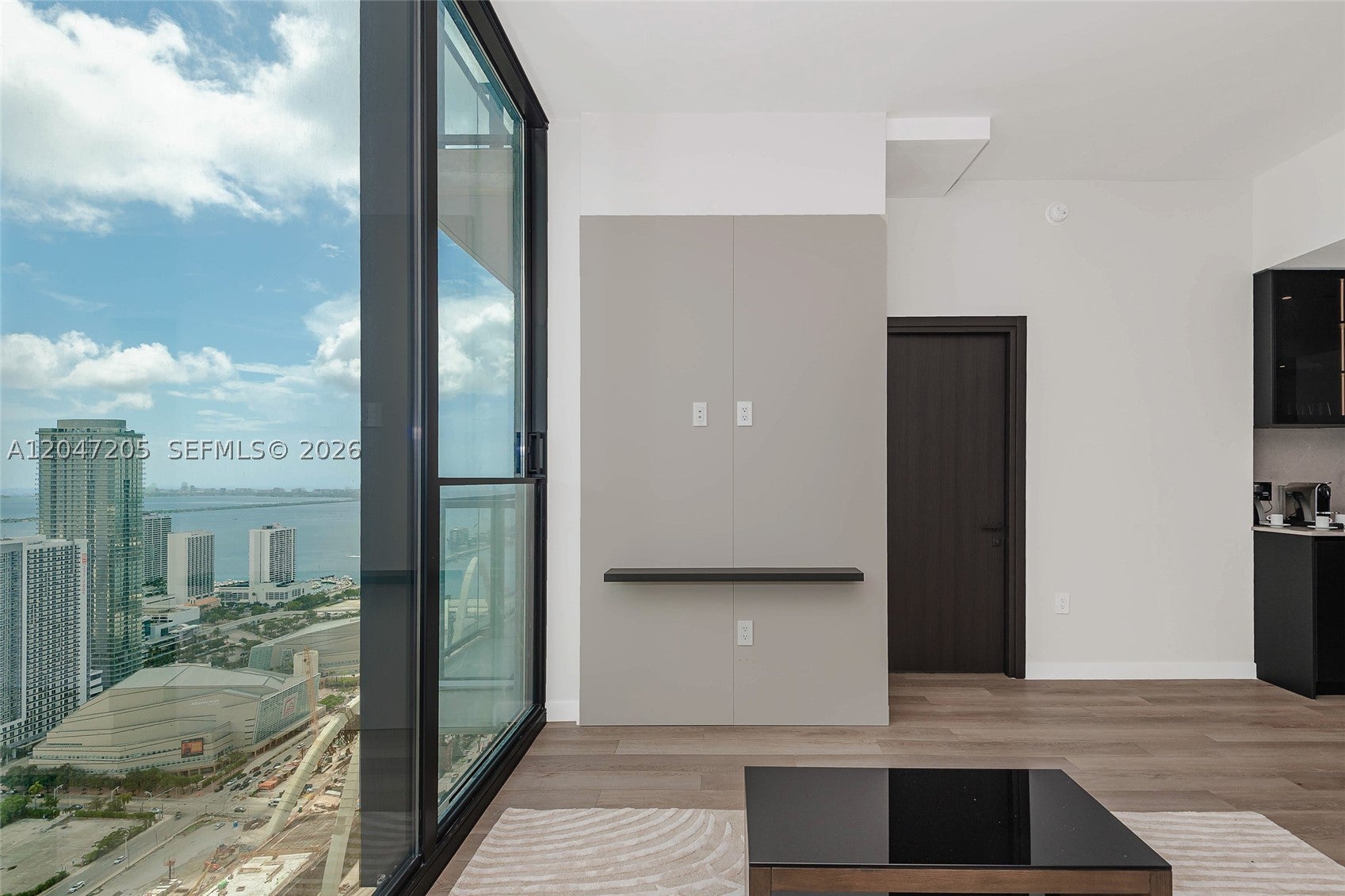 20 NE 11 ST 4901