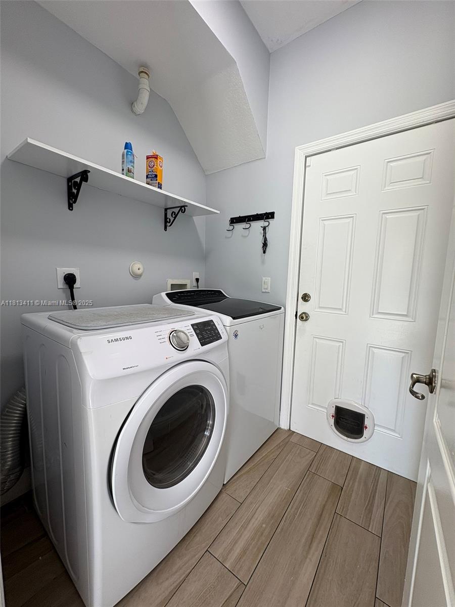 WELLINGTONS EDGE PAR 76 P - Residential Lease
