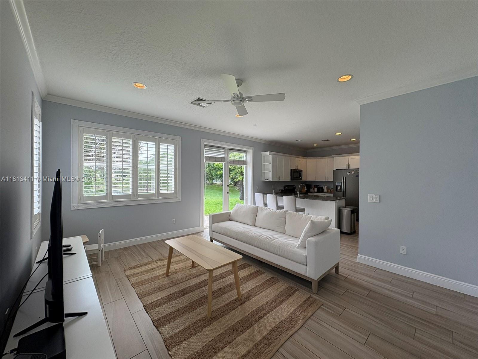 WELLINGTONS EDGE PAR 76 P - Residential Lease