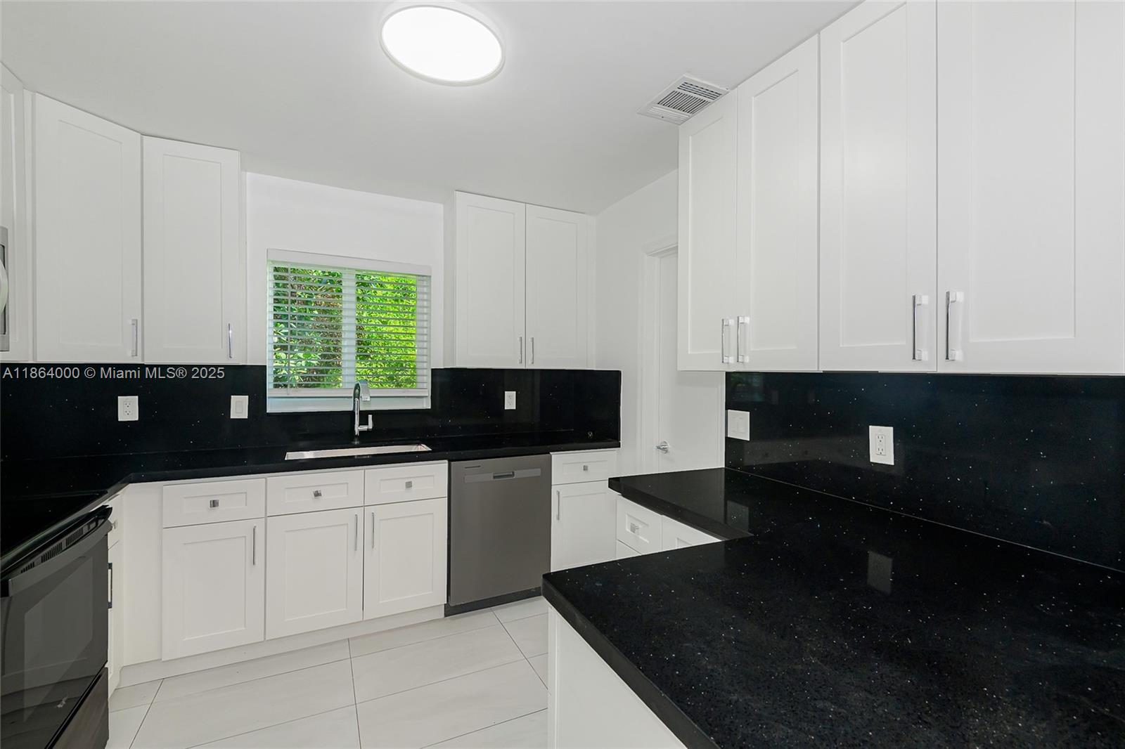 CORAL HEIGHTS SEC 3 - Residential