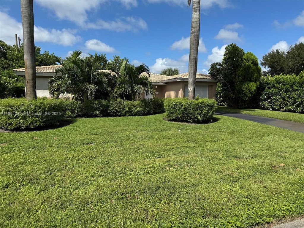 Photo of Oakland Park, FL 33334 (MLS # A11864000)