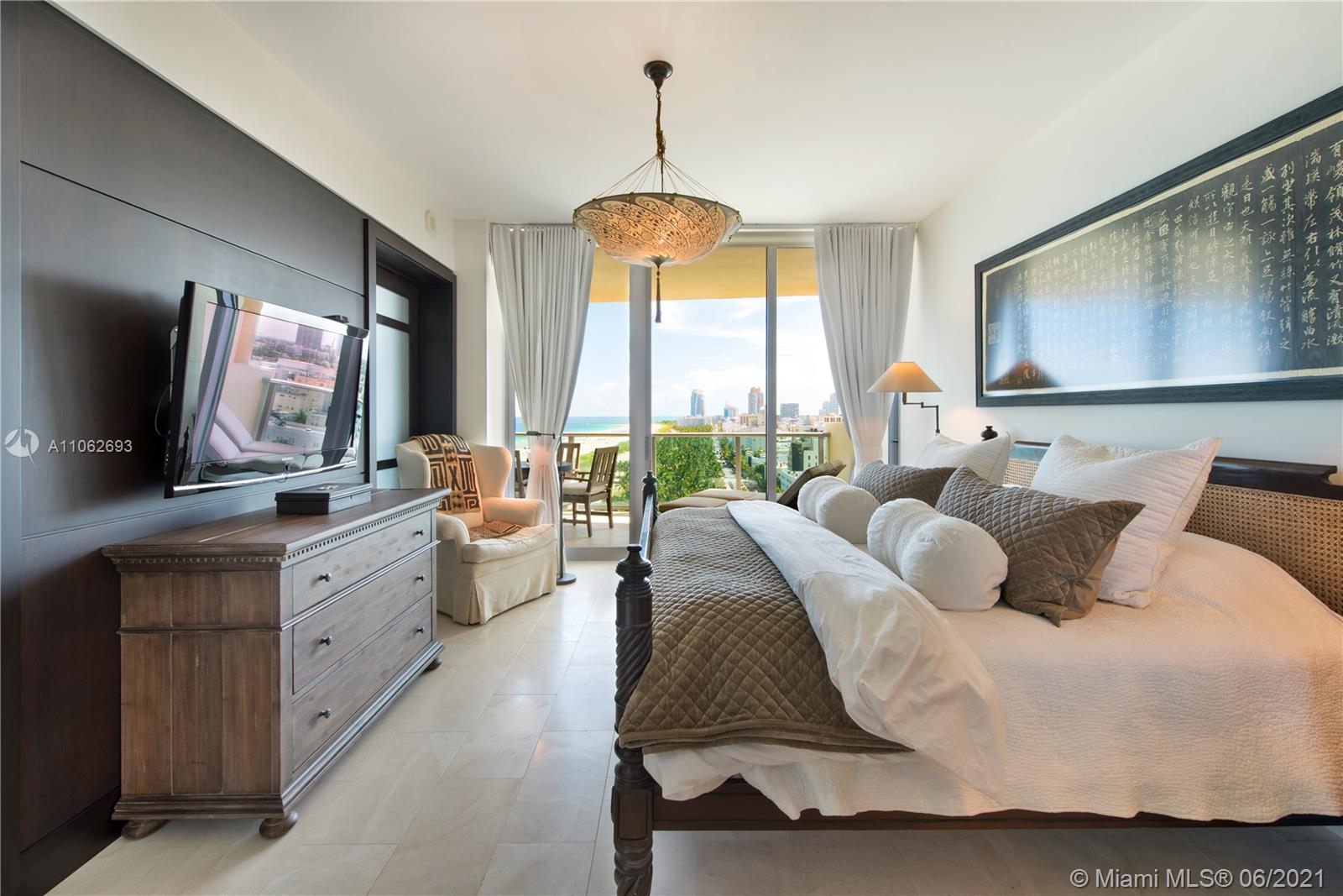 IL VILLAGGIO ON SOUTH BEA - Residential