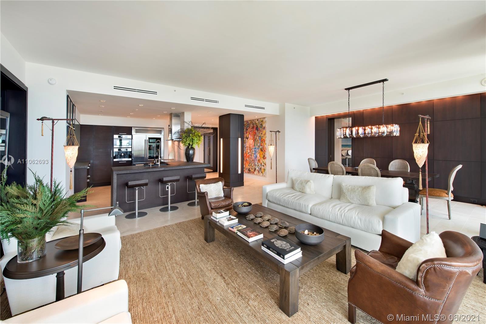 IL VILLAGGIO ON SOUTH BEA - Residential